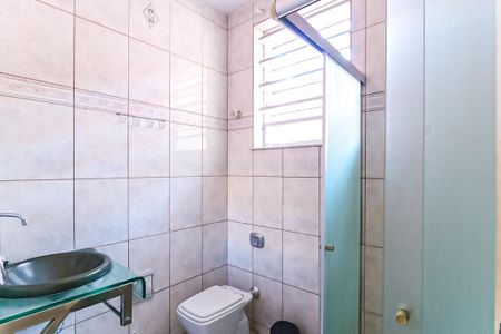 Apartamento à venda com 80m², 2 quartos e sem vaga Apartamento à venda com 80m², 2 quartos e sem vagaBanheiro