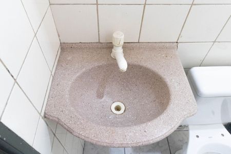 Casa de condomínio para alugar com 60m², 2 quartos e 1 vagaBanheiro