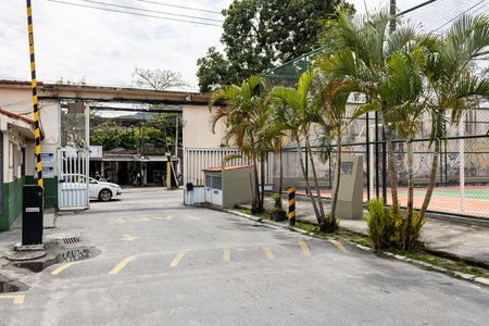 Casa de condomínio para alugar com 60m², 2 quartos e 1 vagaFachada e portaria