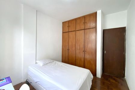 Apartamento à venda com 221m², 4 quartos e 2 vagasQuarto 2