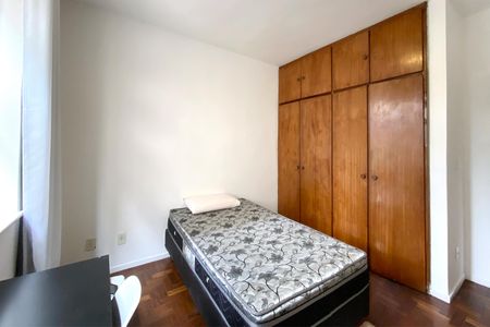 Apartamento à venda com 221m², 4 quartos e 2 vagasQuarto 3