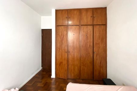 Apartamento à venda com 221m², 4 quartos e 2 vagasQuarto 4