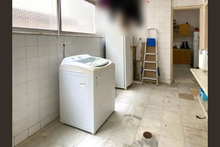 Apartamento à venda com 221m², 4 quartos e 2 vagasÁrea de Serviço