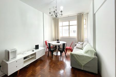 Apartamento à venda com 221m², 4 quartos e 2 vagasSala de Jantar