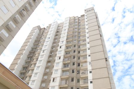 Apartamento para alugar com 69m², 3 quartos e 1 vagaFachada