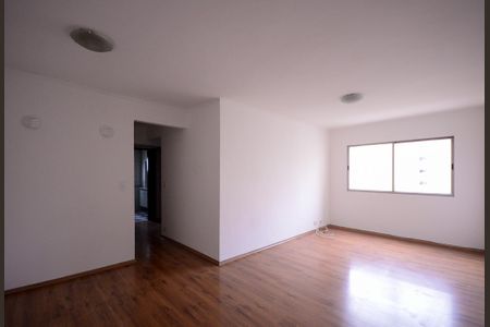 Sala  de apartamento para alugar com 2 quartos, 72m² em Liberdade, São Paulo