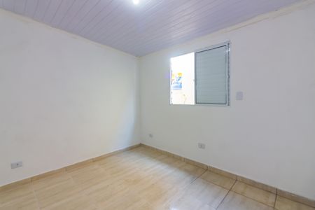 Comodo  de kitnet/studio para alugar com 1 quarto, 69m² em Km 18, Osasco