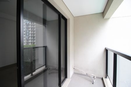 Apartamento à venda com 34m², 1 quarto e 1 vaga Apartamento à venda com 34m², 1 quarto e 1 vagaVaranda