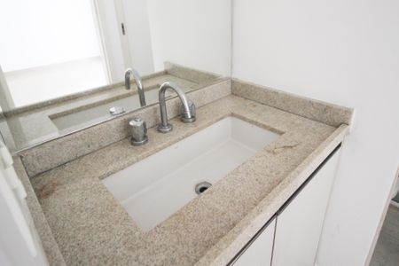 Apartamento à venda com 34m², 1 quarto e 1 vaga Apartamento à venda com 34m², 1 quarto e 1 vagaBanheiro