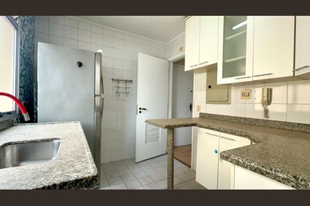 Apartamento à venda com 85m², 3 quartos e 2 vagasCozinha