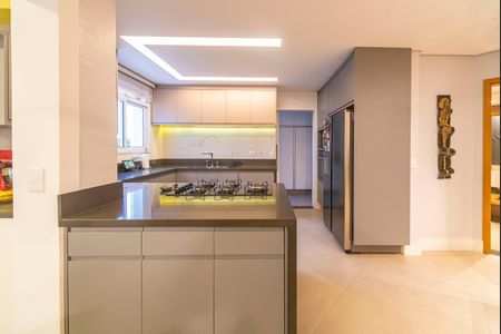 Apartamento à venda com 160m², 3 quartos e 4 vagasCozinha