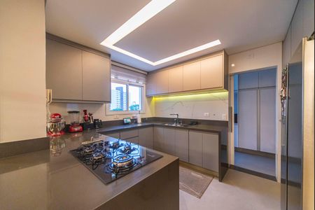 Apartamento à venda com 160m², 3 quartos e 4 vagasCozinha