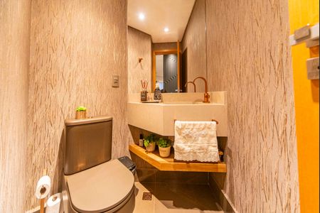 Apartamento à venda com 160m², 3 quartos e 4 vagasLavabo