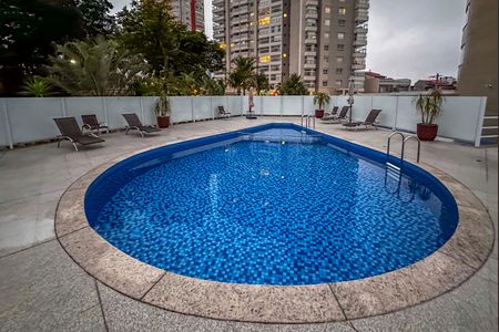 Apartamento à venda com 160m², 3 quartos e 4 vagasÁrea comum - Piscina