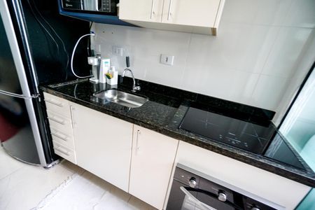 Apartamento à venda com 65m², 2 quartos e sem vaga Apartamento à venda com 65m², 2 quartos e sem vagaPia