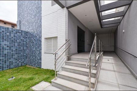 Apartamento à venda com 109m², 3 quartos e 2 vagasEntrada