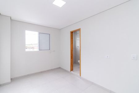 Suíte de casa para alugar com 2 quartos, 40m² em Vila Nhocuné, São Paulo