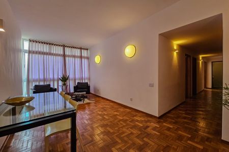 Apartamento à venda com 3 quartos, 148m² em Funcionários, Belo Horizonte