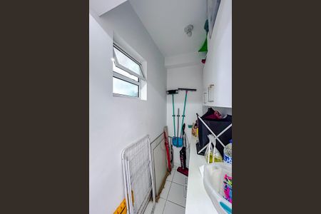 Apartamento para alugar com 69m², 3 quartos e 1 vagaÁrea de Serviço