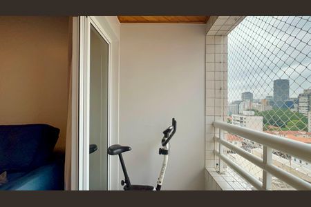 Apartamento à venda com 85m², 2 quartos e 2 vagasVaranda