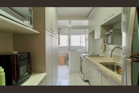 Apartamento à venda com 85m², 2 quartos e 2 vagasCozinha