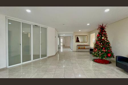 Apartamento à venda com 85m², 2 quartos e 2 vagasHall de entrada