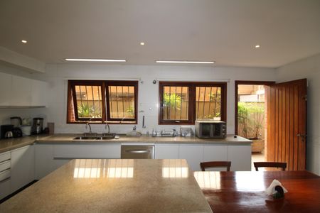 Casa à venda com 412m², 7 quartos e 5 vagasCozinha