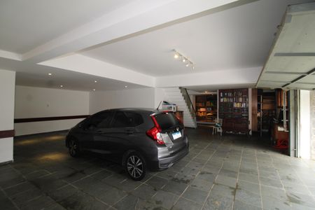 Casa à venda com 412m², 7 quartos e 5 vagasGaragem