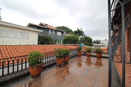 Casa à venda com 412m², 7 quartos e 5 vagasQuarto 4 - Varanda