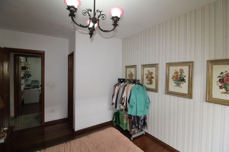 Casa à venda com 412m², 7 quartos e 5 vagasQuarto 1