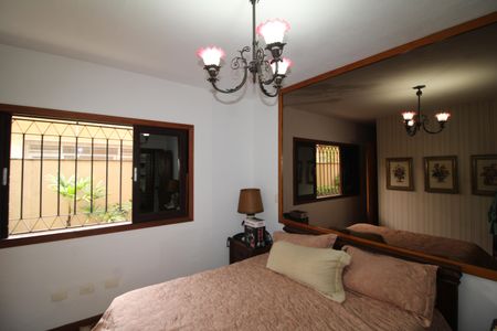 Casa à venda com 412m², 7 quartos e 5 vagasQuarto 1