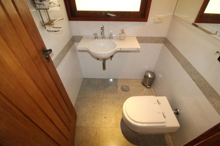 Casa à venda com 412m², 7 quartos e 5 vagasEscritório - Lavabo