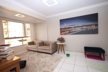 Sala de apartamento para alugar com 2 quartos, 98m² em Nova Suiça, Goiânia