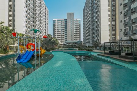 Apartamento à venda com 57m², 2 quartos e 2 vagasÁrea comum - Piscina