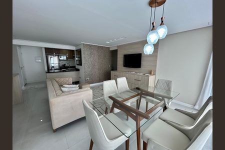 Sala  de apartamento para alugar com 2 quartos, 65m² em Vila Rosalia, Guarulhos