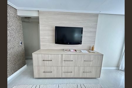 Apartamento para alugar com 65m², 2 quartos e 1 vagaSala