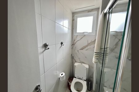 Apartamento para alugar com 65m², 2 quartos e 1 vagaBanheiro da Suíte
