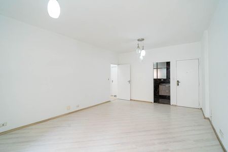 Apartamento para alugar com 100m², 2 quartos e 1 vagaSala