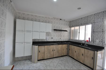 Casa para alugar com 117m², 3 quartos e sem vagaCozinha