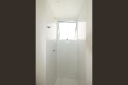 Apartamento para alugar com 40m², 2 quartos e sem vaga Apartamento para alugar com 40m², 2 quartos e sem vagaBanheiro social