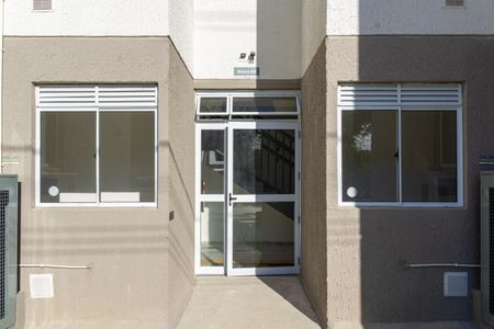 Apartamento para alugar com 40m², 2 quartos e sem vaga Apartamento para alugar com 40m², 2 quartos e sem vagaFachada