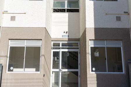 Apartamento para alugar com 40m², 2 quartos e sem vaga Apartamento para alugar com 40m², 2 quartos e sem vagaFachada