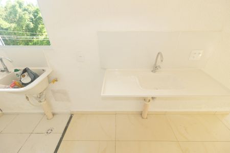 Apartamento para alugar com 40m², 2 quartos e sem vaga Apartamento para alugar com 40m², 2 quartos e sem vagaCozinha e Área de Serviço