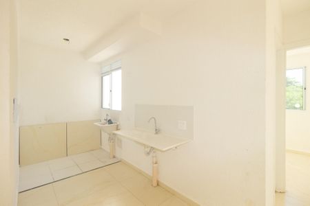 Apartamento para alugar com 40m², 2 quartos e sem vaga Apartamento para alugar com 40m², 2 quartos e sem vagaCozinha e Área de Serviço