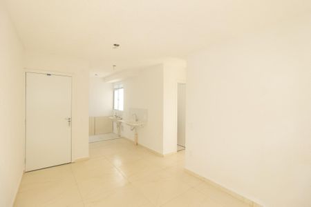 Sala de apartamento para alugar com 2 quartos, 40m² em Campo Grande, Rio de Janeiro