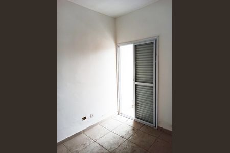 Apartamento à venda com 54m², 2 quartos e 1 vagaDetalhe - Quarto 01 com Varanda