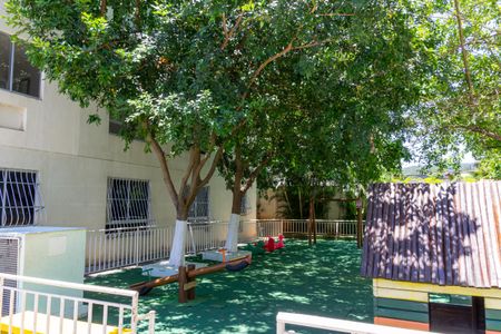 Apartamento para alugar com 46m², 2 quartos e 1 vagaÁrea comum - Playground