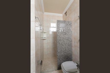 Apartamento à venda com 132m², 4 quartos e 2 vagasBanheiro da suíte 