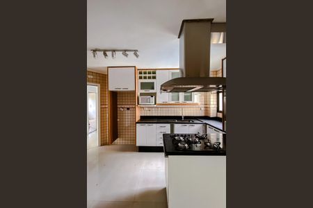 Apartamento à venda com 122m², 3 quartos e 3 vagas Apartamento à venda com 122m², 3 quartos e 3 vagasCozinha