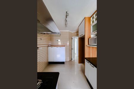 Apartamento à venda com 122m², 3 quartos e 3 vagas Apartamento à venda com 122m², 3 quartos e 3 vagasCozinha